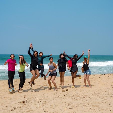 House Of Surf Hostel For Women Varkala Exteriör bild